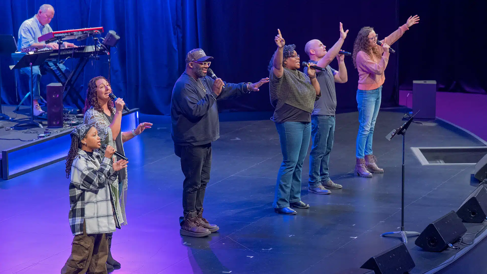 Worship_250309
